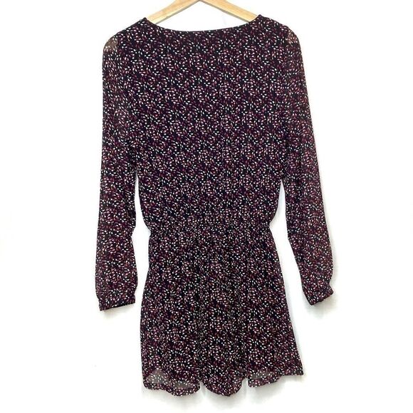 Express abstract print long sleeve surplice romper - Picture 10 of 16